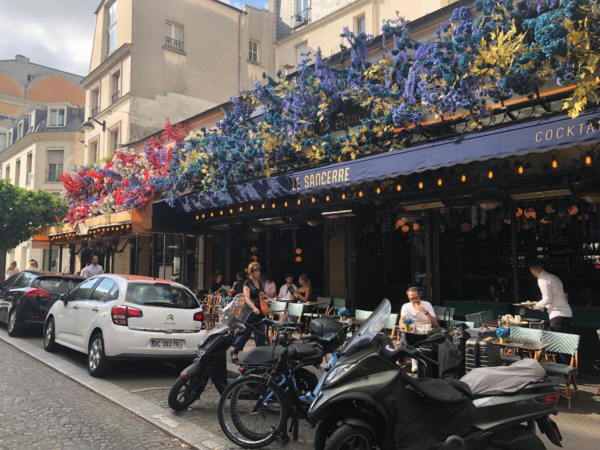 Studio Pigalle De 25 M2 - 2 Lits Simples Type Gigogne Pour 2 Personnes - Coeur Touristique De Paris - 2 Minutes De La Station Metro Pigalle ,Petit Train Vers La Butte Montmartre-Cabarets Moulin Rouge,Chez Michou-Restaurants Bouillon Pigalle,Berliner Buitenkant foto